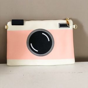 Pink Camera Clutch (Studio DIY)